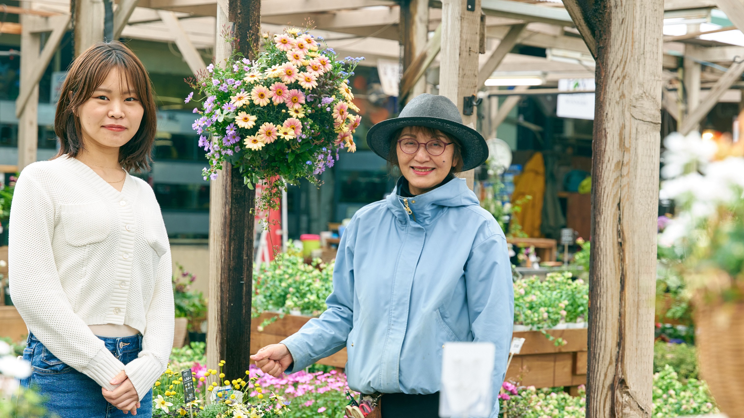 庭がなくてもガーデニング初心者でも! 花を存分に楽しむ「寄せ植え」という